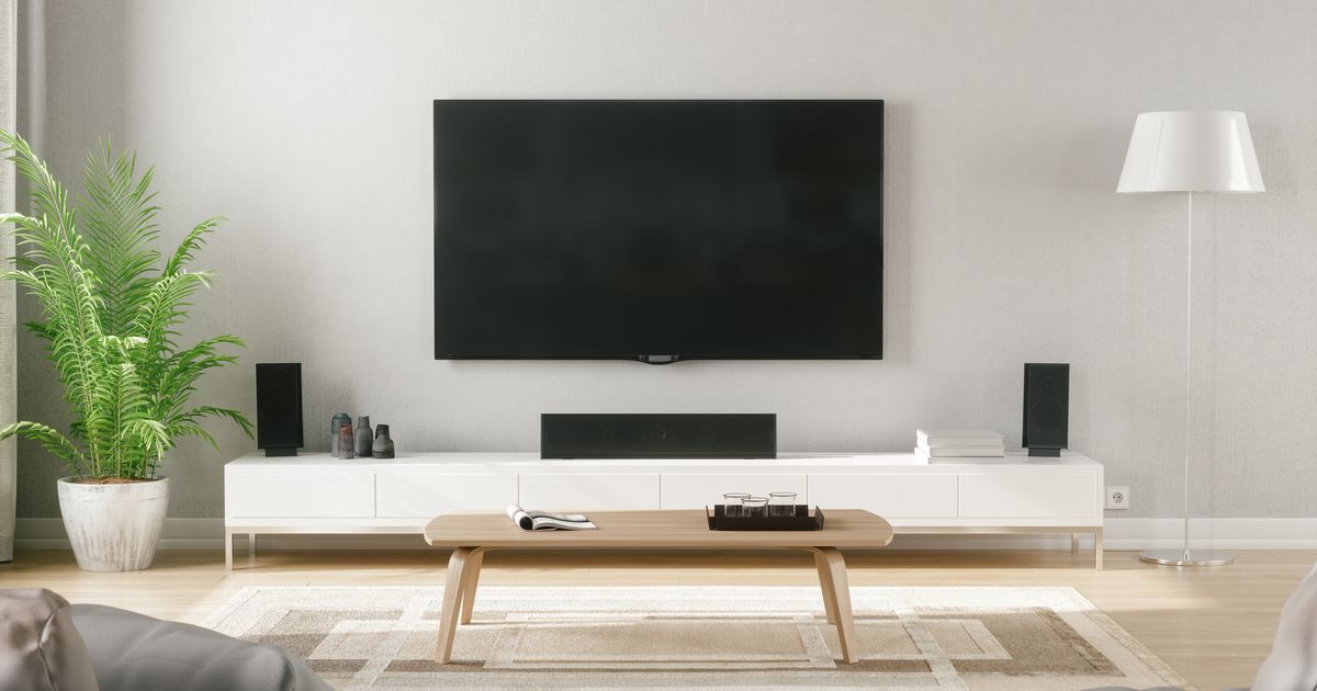 Creating the Perfect Smart Entertainment Center: From TVs to Speakers