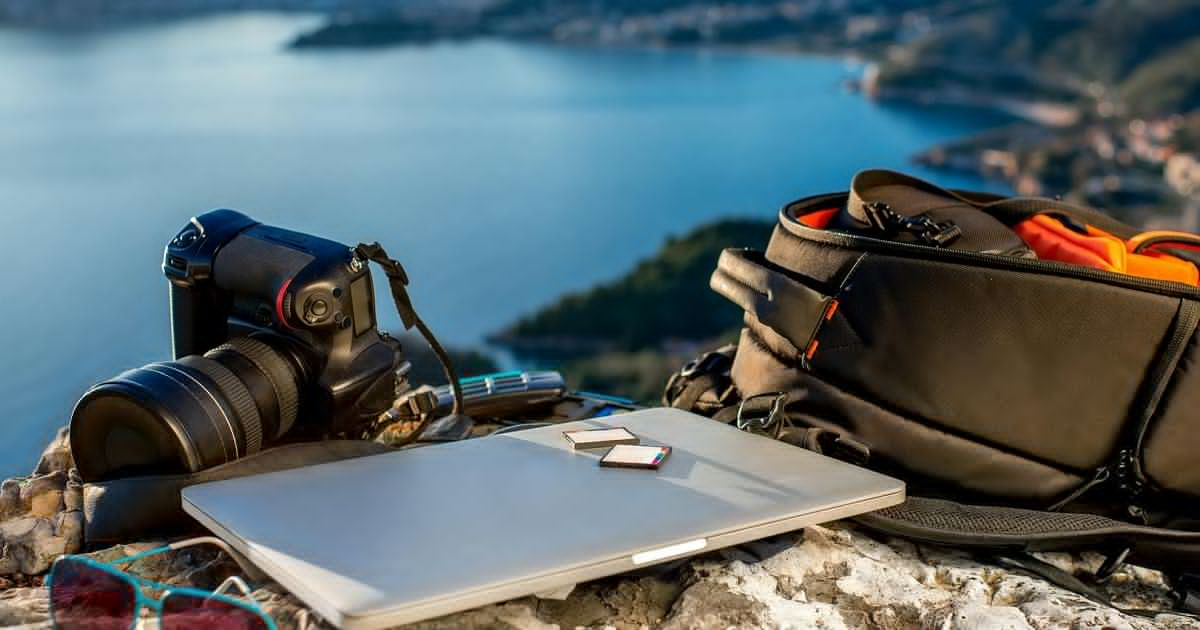 The Ultimate Guide to Choosing the Right Travel Gadgets: A Step-by-Step Checklist